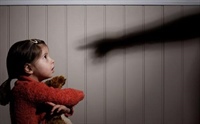 در پرهیز از خشونت برای کودکان باید والدین توجیه شوند؟  